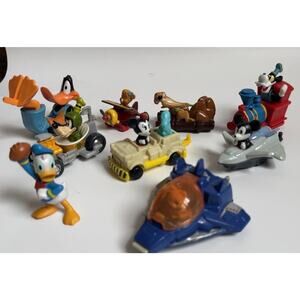 Lot Of 9 Disney & Looney Tunes toys Minnie, Goofy, Scrooge McDuck. Grand Sales.